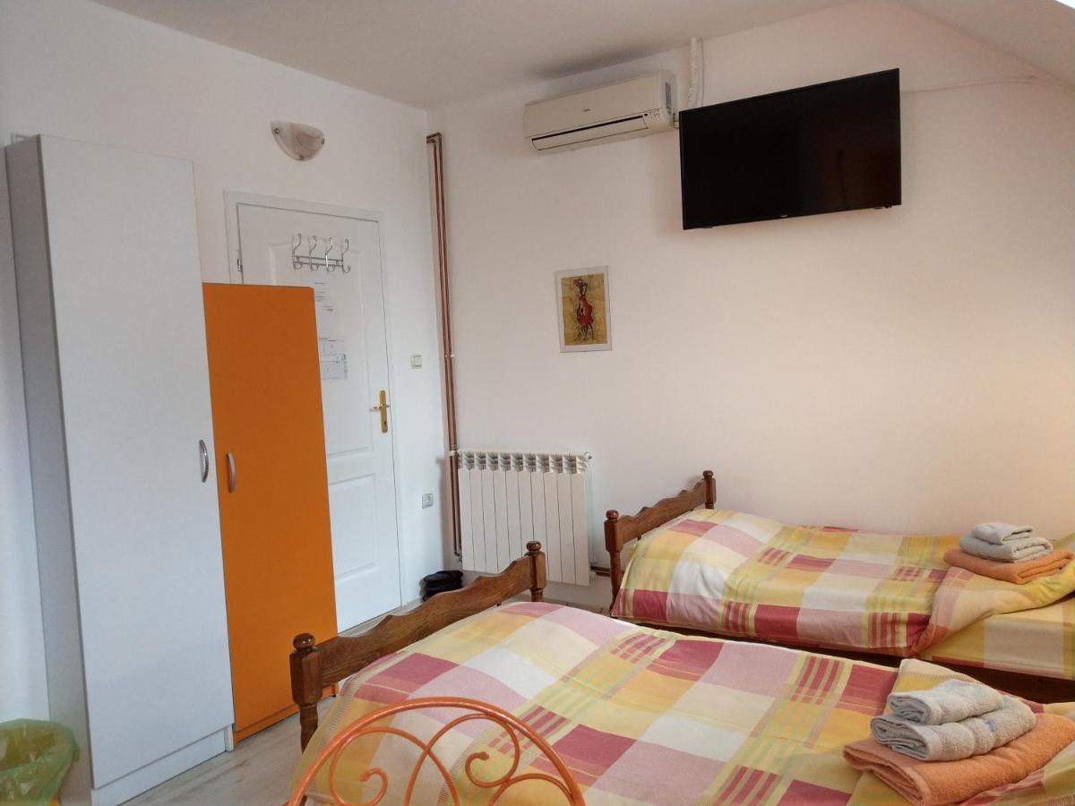 Apartment Harmonija Apatin Εξωτερικό φωτογραφία